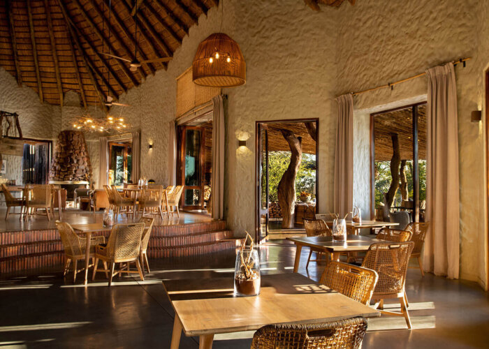 Motse Interior Dining - Andrew Morgan - Tswalu